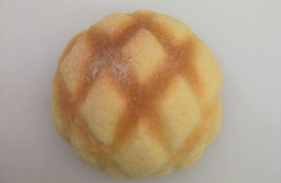 お子様も大好きなメロンパンを取り揃えております | 栃木市で焼きたてを届けるパン屋・とみ～のぱんやさん